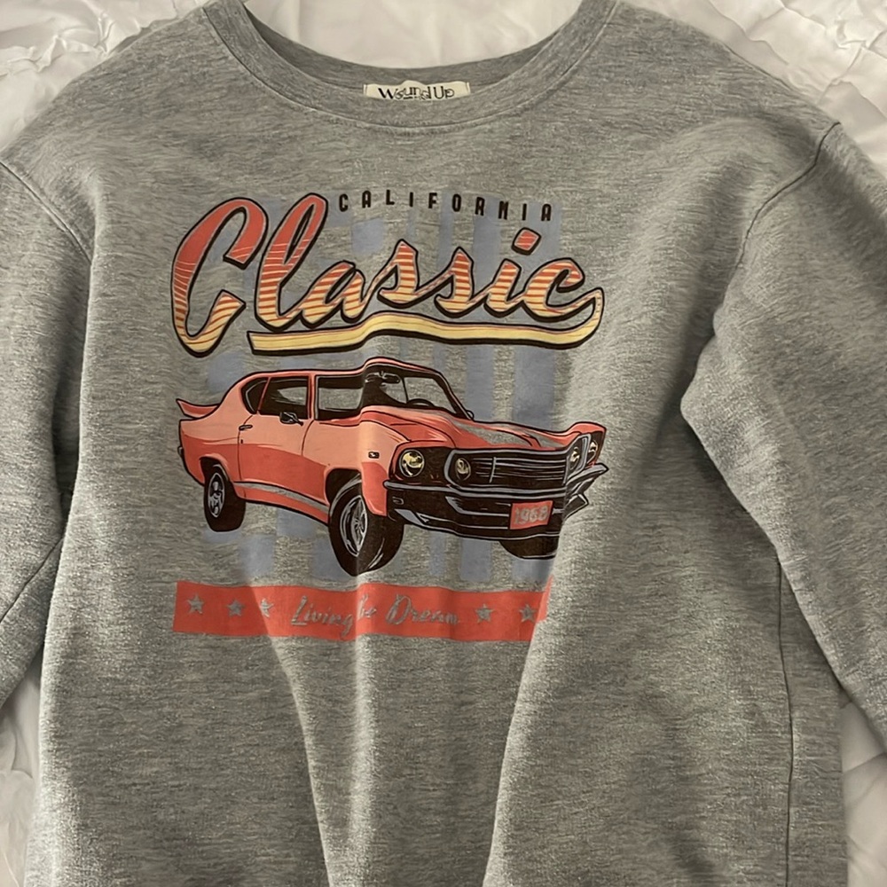 graphic crewneck